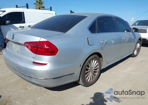 2016 Volkswagen Passat 1.8T Se из США, поврежденный, VIN 1VWBT7A32GC009709